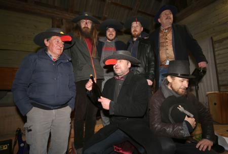 PUSTNA RAZSTAVA GALERIJA KRPAN 23 FOTO LJUBO VUKELIČ